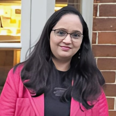 Dr Sameena Naaz